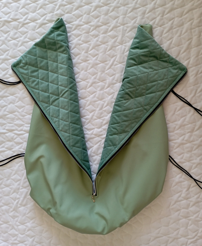 Přechodová nepadací deka máta